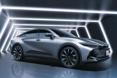 CROSSOVER RS“Advanced”(2.4Lターボハイブリッド車)